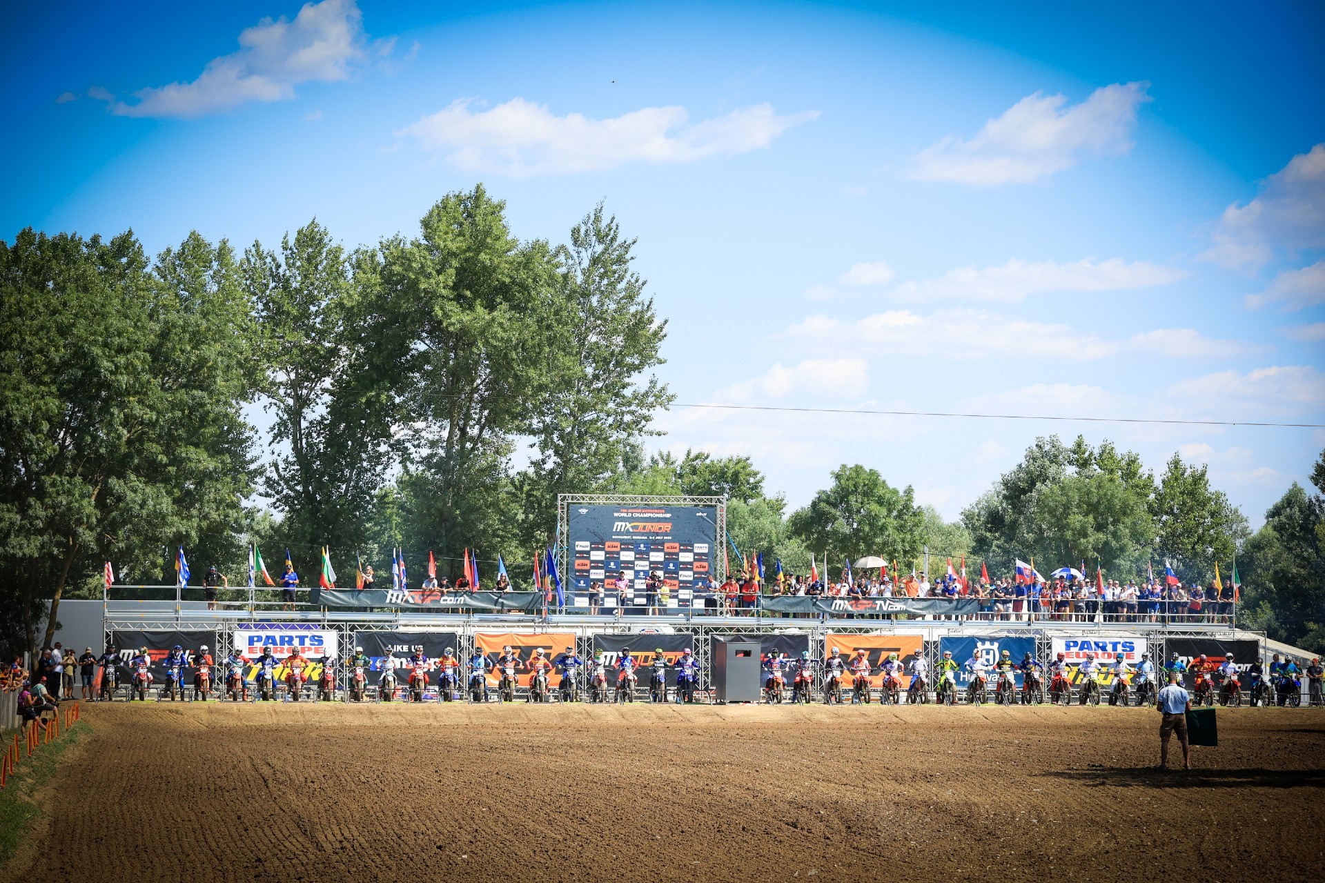 mx 2.jpg